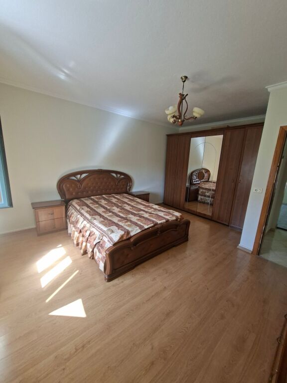 VENDESI APPARTAMENTO 3+1+PAPAFINGO VICINO AL 21 DICEMBRE