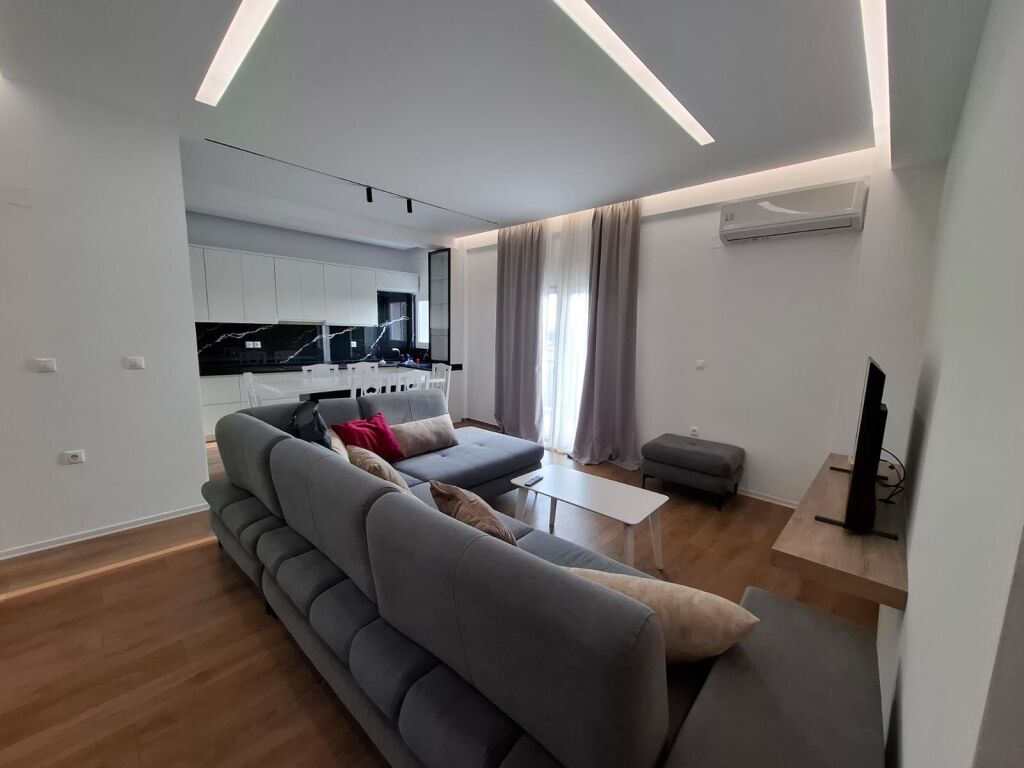 Apartment 3+1+2 Babrru