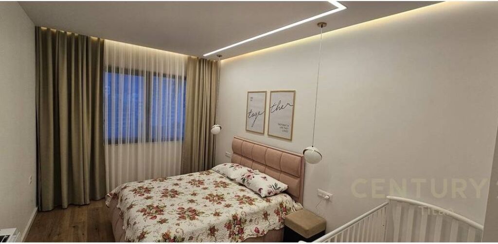 Appartamento 2+1 in affitto vicino alla Residenza Alba, al 21 Dhjetori
