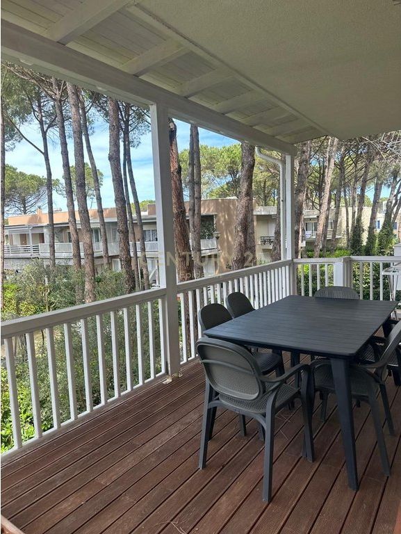 Apartament 2+1 për shitje ne kompleksin Lura 3, Gjiri i Lalzit