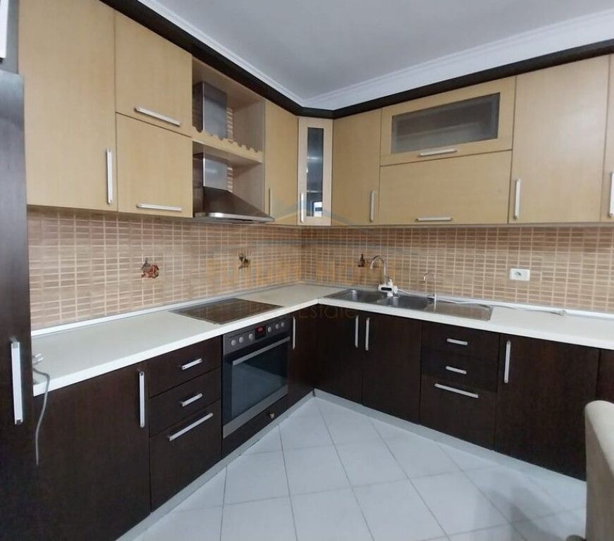 Rent, Apartment 2+1, Pasticeri Nela 6 , Tirane.