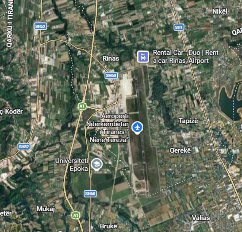 Toke buze rruge per shitje prane Aeroportit Rinas Tirane (ID 4191013)