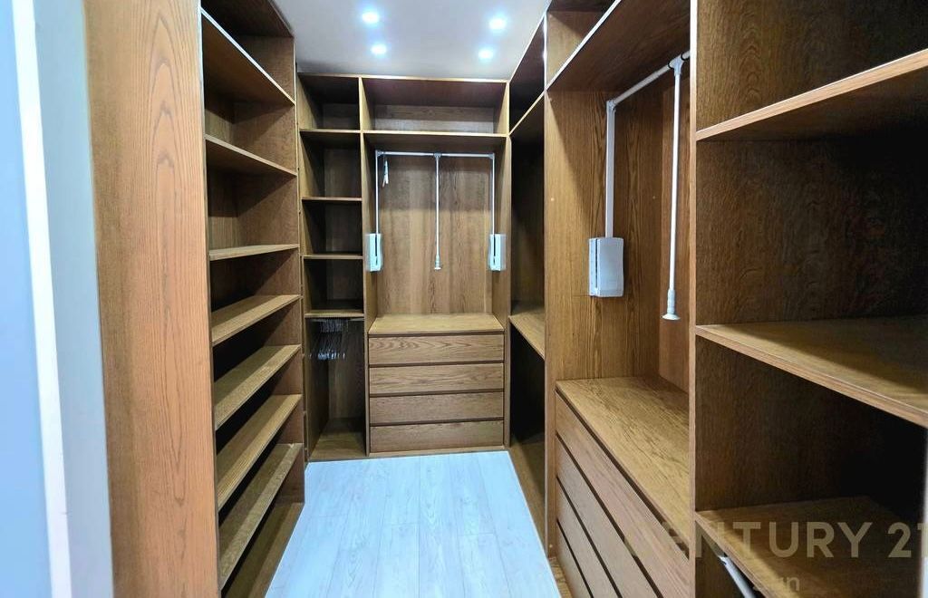 Apartament me qira 2+1+2 , Liqeni Artificial