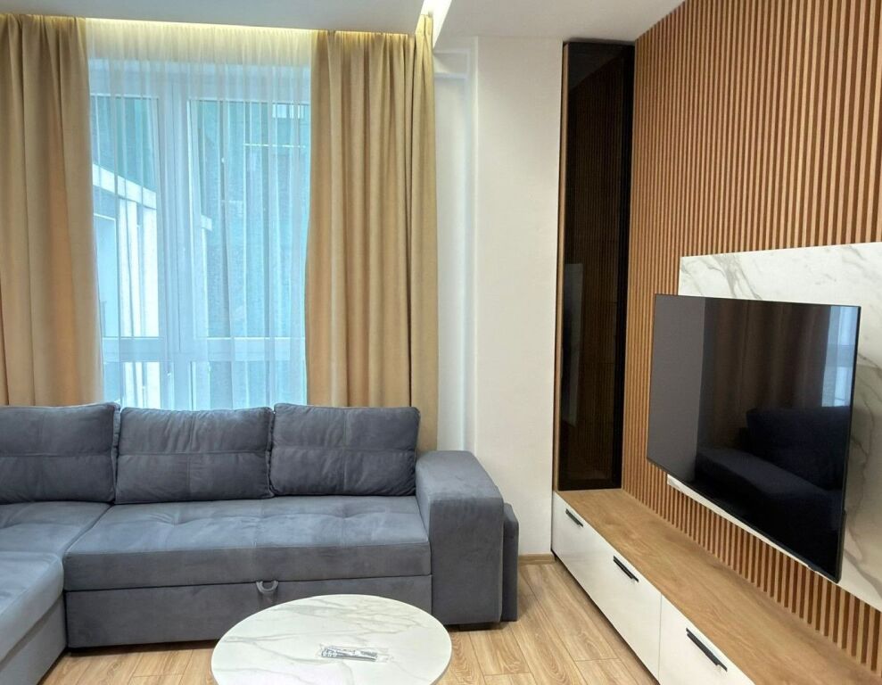 Modern apartment for rent in the Municipality of Paris.