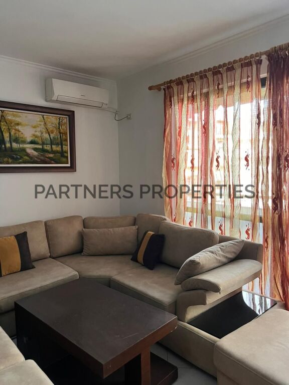 AFFITTASI 2+1 YZBERISHT NELA 6