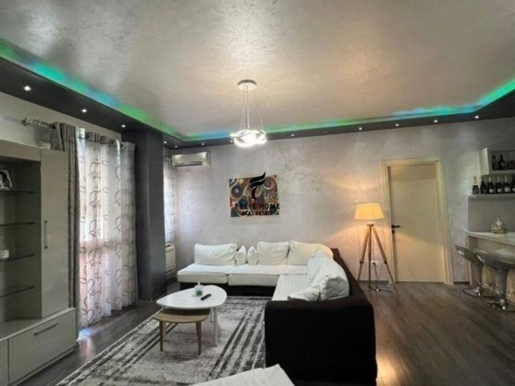 IN VENDITA APPARTAMENTO 2+1+2 VIA KAVAJA 290.000 EURO FH-69099