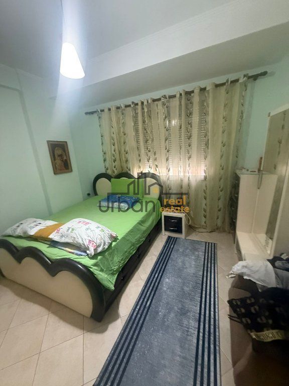 For rent, 2+1 Apartment, Commune of Paris, Tirana - 700€ | 80 m²