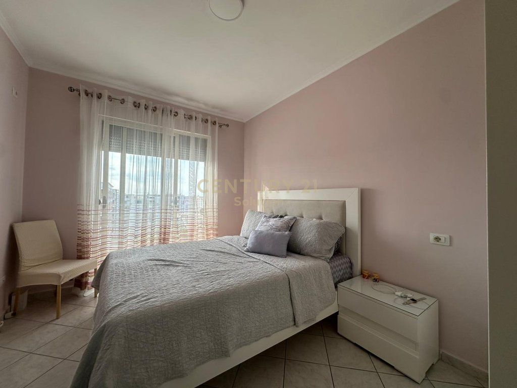 APARTAMENT 1+1 PER QIRA NE ASTIR PRANE VILES-L