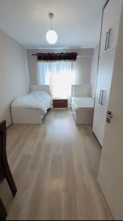 🏡 Apartament 2+1+2 për Shitje – Rruga 5 Maji