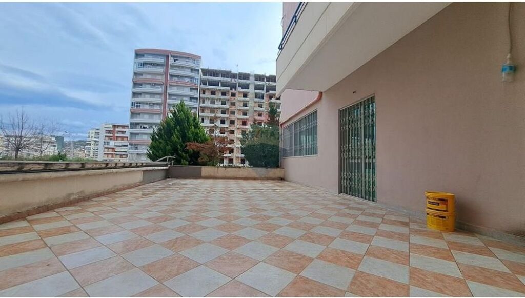 🏢 NJËSI BIZNESI ME QIRA – TRANSBALLKANIKE, VLORË 📍