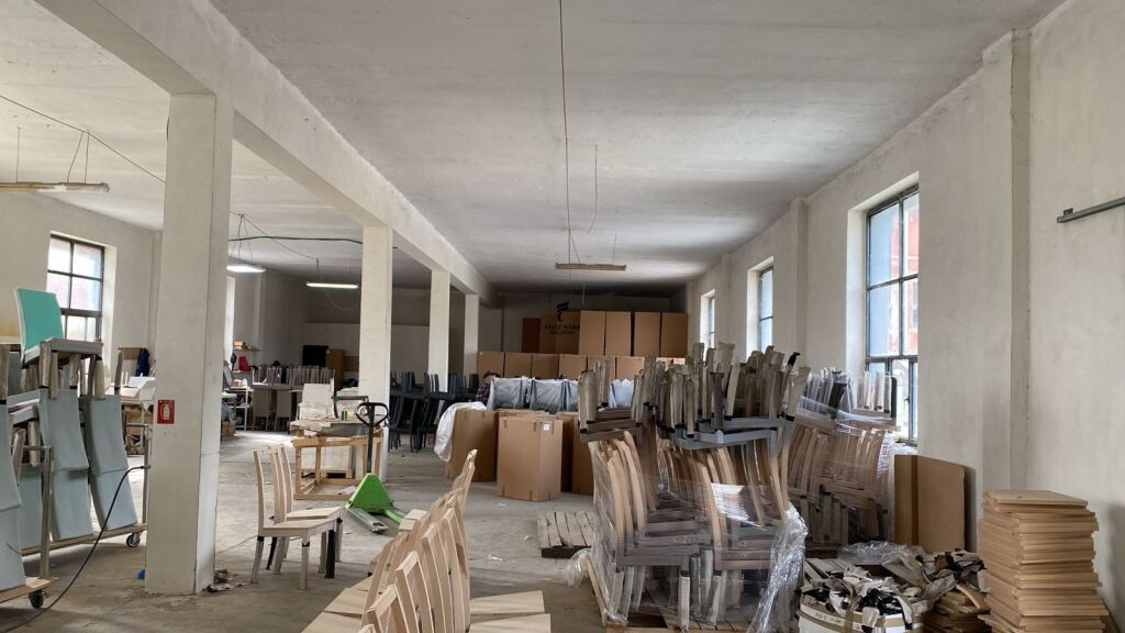 WAREHOUSES FOR RENT 540 M2 YZBERISHT 2,500 EURO FH-69174