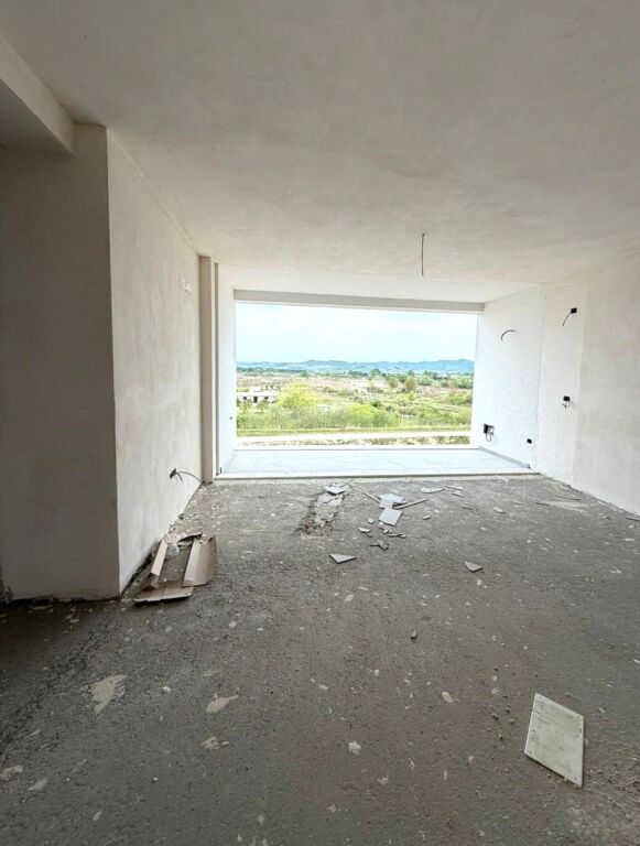 🌊Porto Lalëzi 🏖️ Apartament 1+1 për Shitje