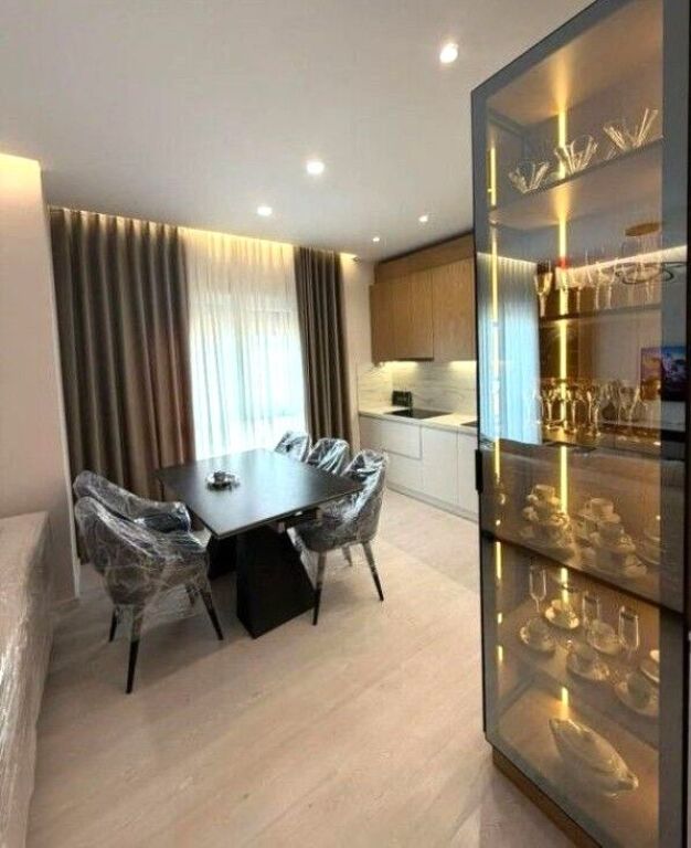 🏡 Appartamento 1+1 + 2 posti auto in affitto – Xhamllik