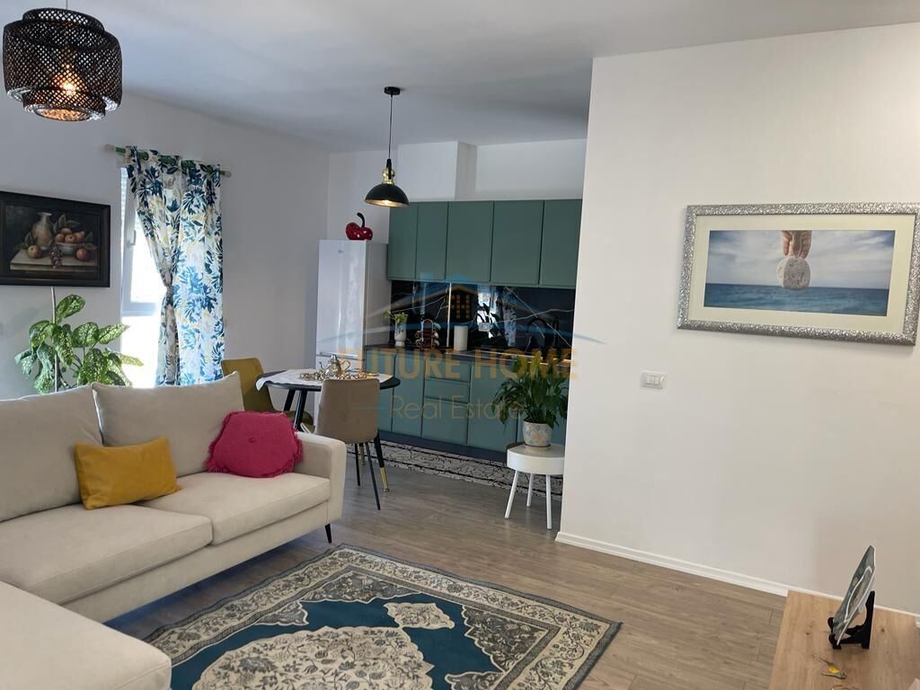 Qera, Apartament 2+1 Univers City, Tirane.