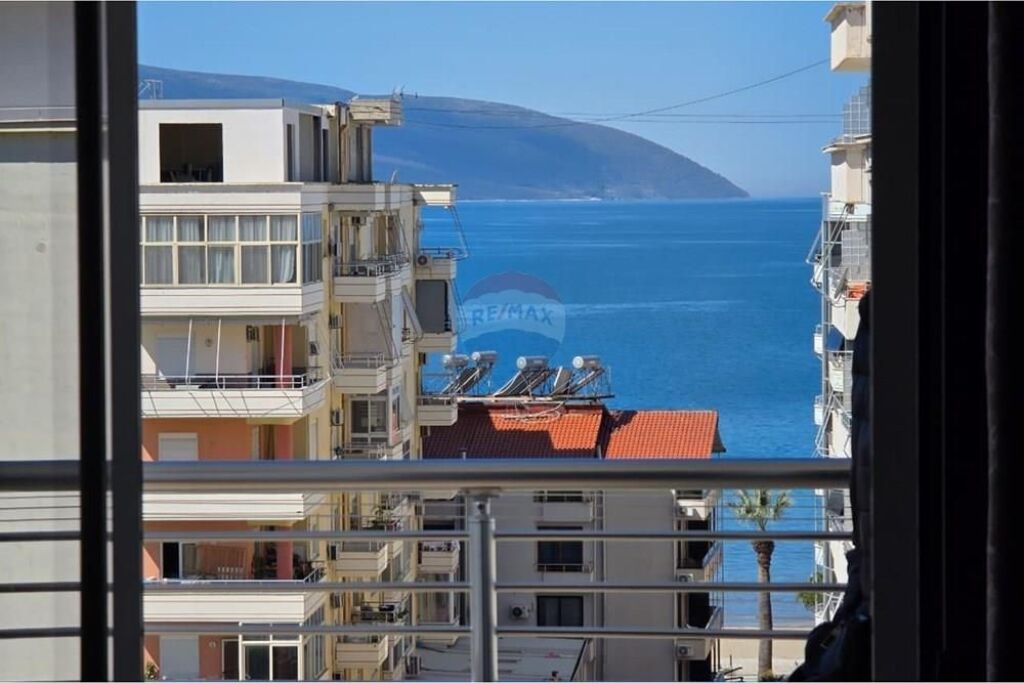 🌊 APARTAMENT 2+1 ME QIRA – LUNGOMARE, VLORË