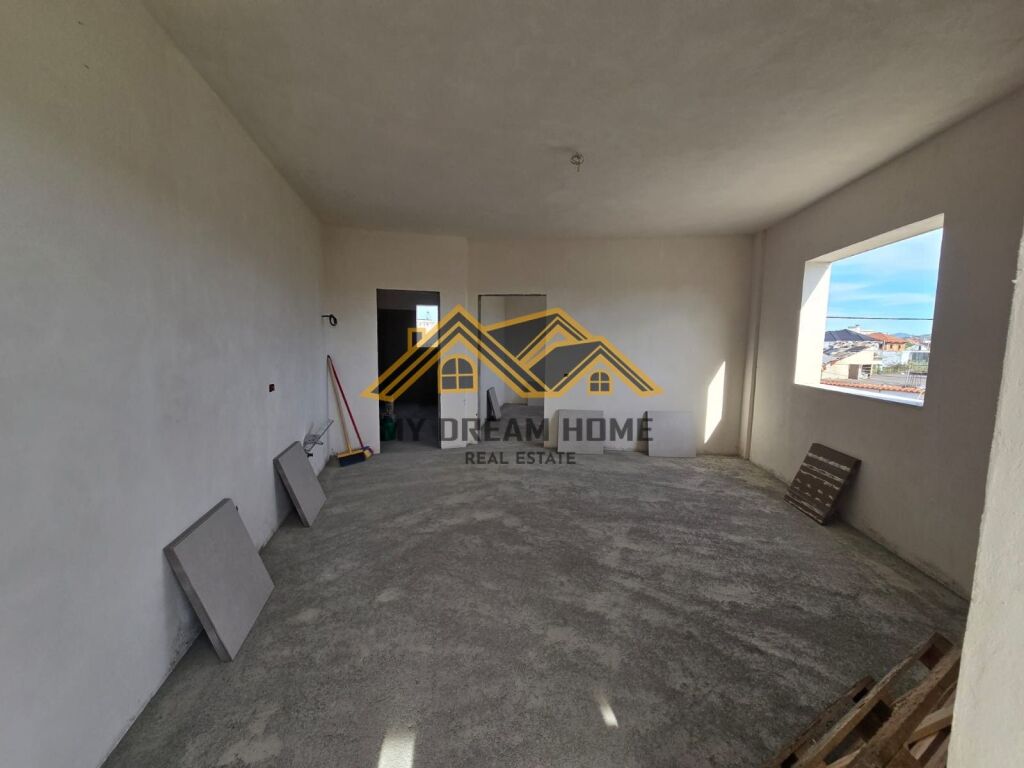 VILË PËR SHITJE NË ZONËN E ISH KËNETES, DURRËS !