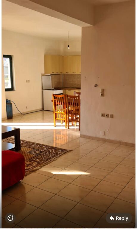 Ingresso 3+1, arredato dietro il bar Rosini Astir, 450 euro