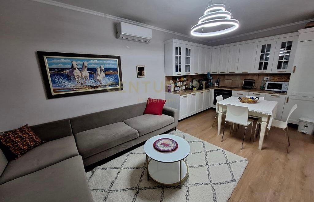 Apartment 1+1 for sale in Yzberish
