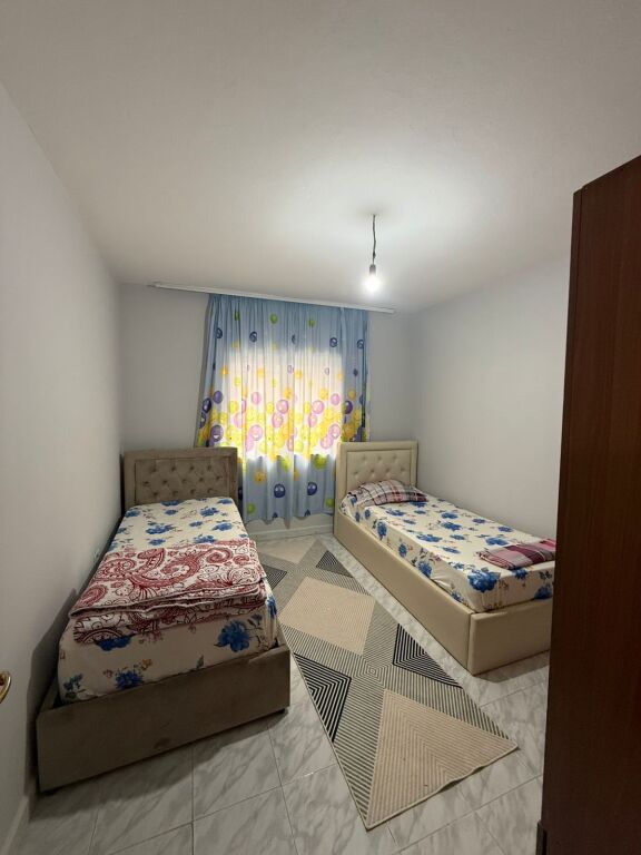 APPARTAMENTO 3+1+2 IN AFFITTO "COMUNE DI PARIGI"