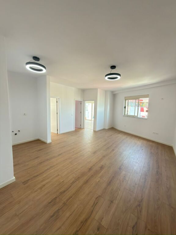 Apartament 2+1, Findacioni Eleonor!