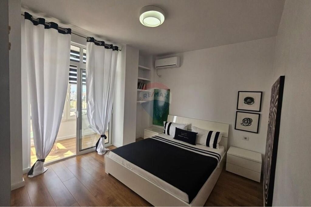 Apartament 1+1 per shitje tek 21 Dhjetori!