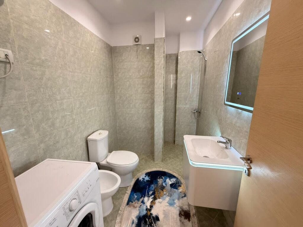 Appartamento 1+1 in affitto al rondò, Astir