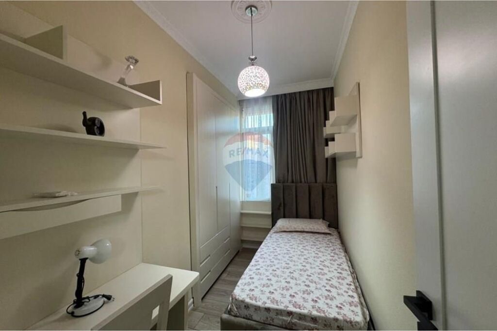 Apartament - Për Qira - Bulevardi Bajram Curri, Tiranë