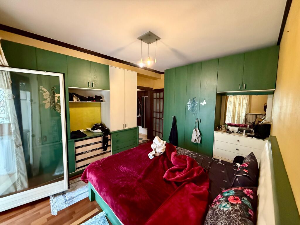 📣 FOR SALE Apartment 2+1 With 2 Bathrooms And 2 Balconies 📍 Kodra e Diellit, Near Eleonora ✨   🏢 New Building  🪜 3rd Floor (With Elevator)  📐 Gross Area 133 m2  📐 Net Area 120 m2  🛋️ Sold Furnished  📂 With Mortgage   💶 Price 247,000 Euro