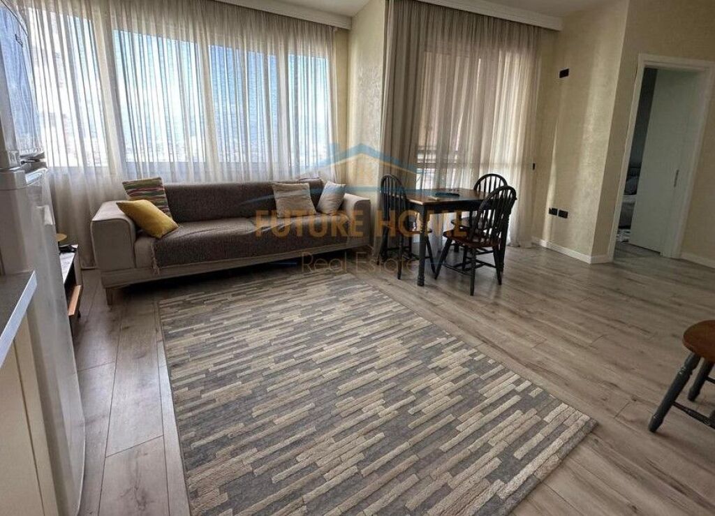 Qera,Apartament 1+1,Unaza e Re !