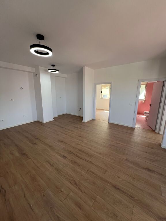 Shitet 2+1 te Kodra e Diellit