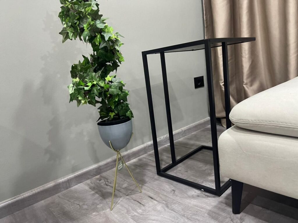 Affittasi App. 2+1 vicino a Via Kavaja e Globe 650 euo