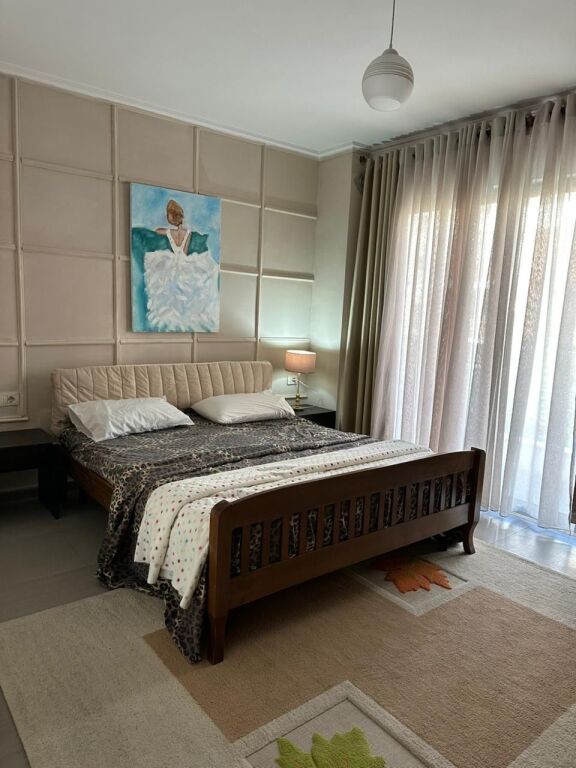 Comune di Parigi, affittasi appartamento 2+1! 550 Euro