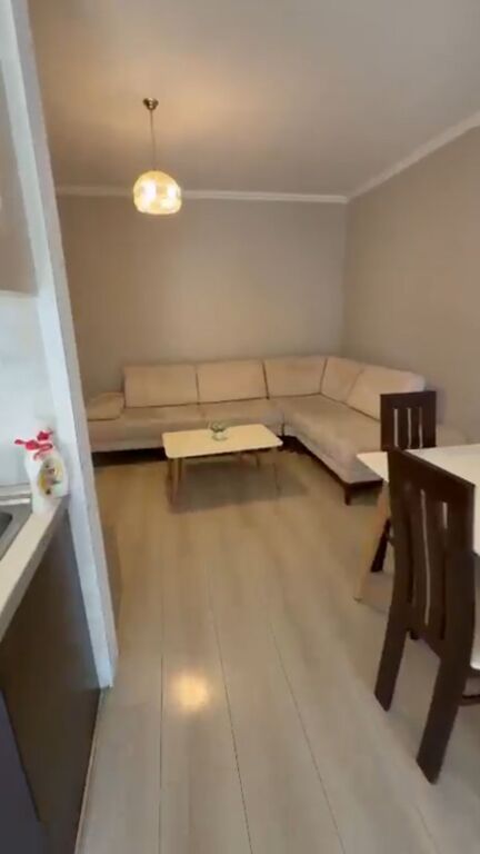 🏡 Apartament 2+1+2 për Shitje – Rruga 5 Maji
