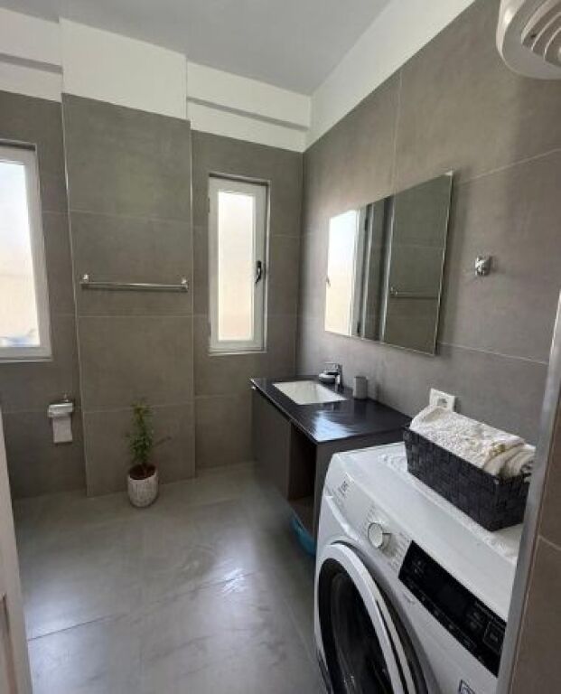 APPARTAMENTO IN AFFITTO 2+1+2 + 2 BALCONI