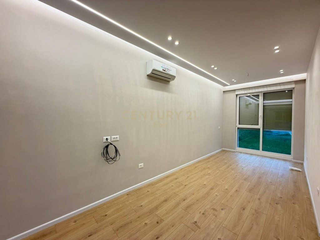 SHITET VILE NE FARKE, TIRANE !