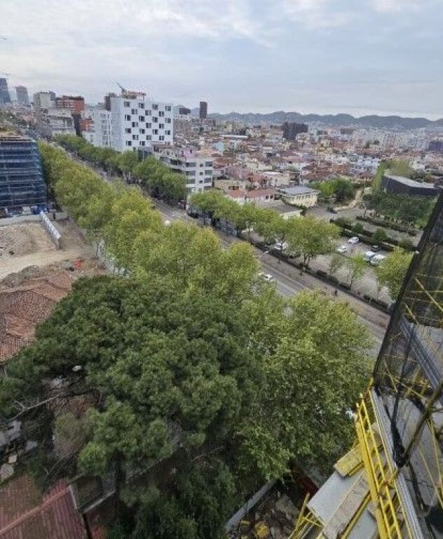 🏡 SHITET APARTAMENT 2+1 – COLONADET, ZOGU I ZI