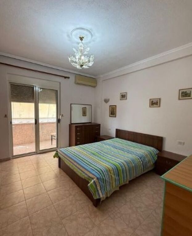 APPARTAMENTO IN AFFITTO 2+1+2 + 2 BALCONI