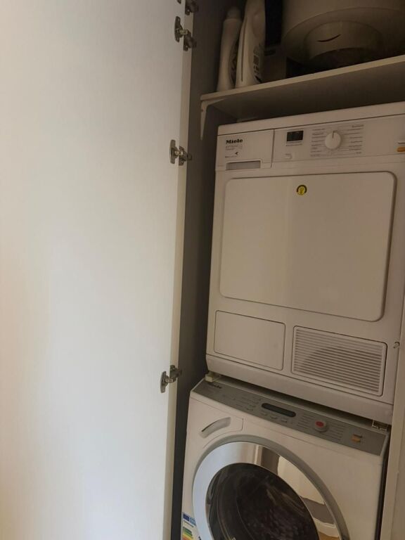 2+1,furnished near the mosque of the botanical garden,850 euros