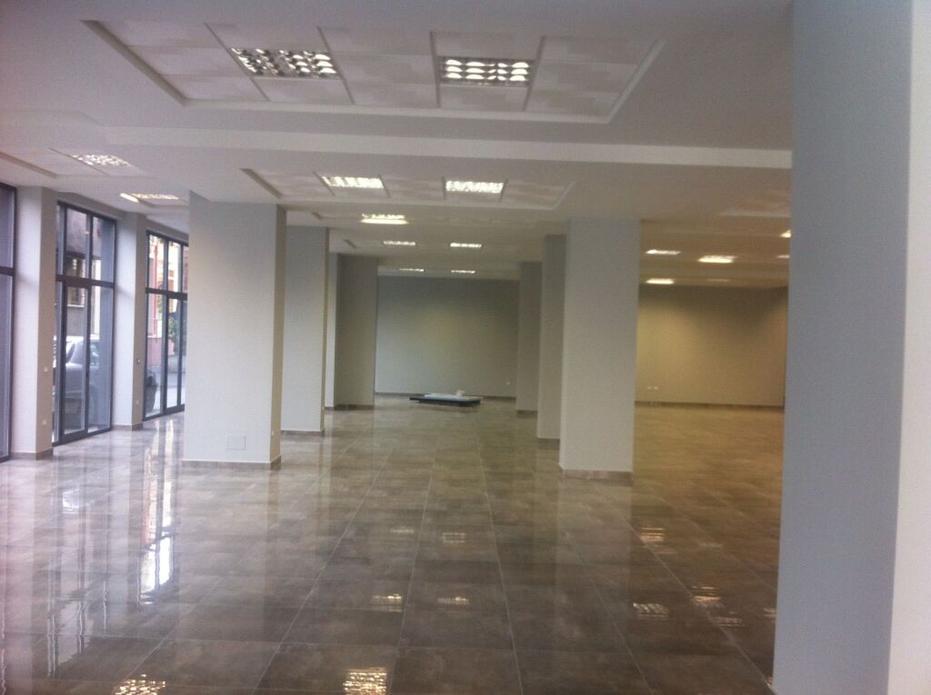 Shop for rent at Selvia 412 m2