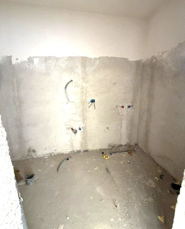 🌊Porto Lalëzi 🏖️ Apartament 1+1 për Shitje