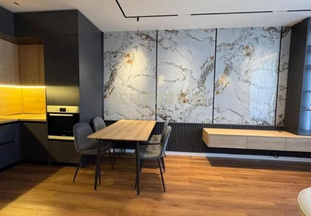 PER SHITJE APARTAMENT 1+1 DHE POST PARKIMI