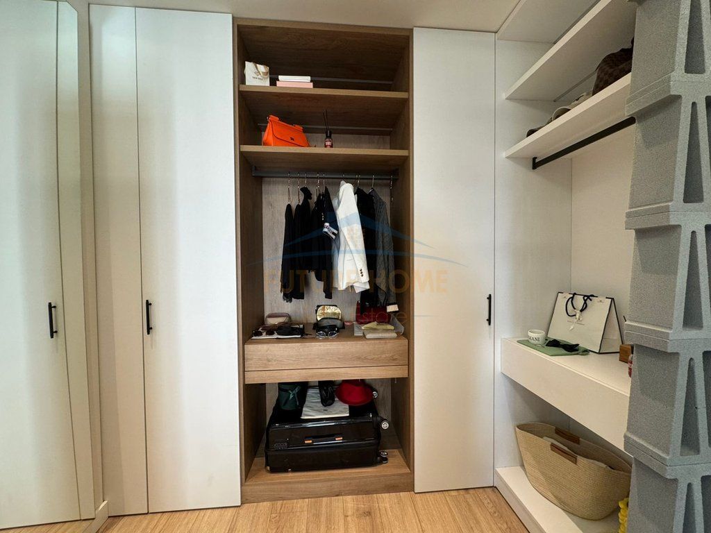 shes apartament 1+1 zogu i zi tirane