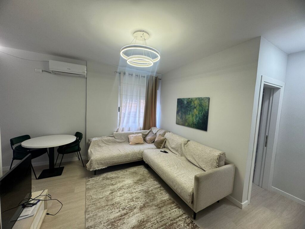 1+1 IN AFFITTO PRESSO IL COMUNE DI PARIGI