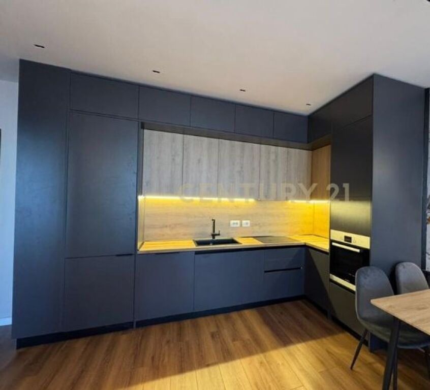 PER SHITJE APARTAMENT 1+1 DHE POST PARKIMI