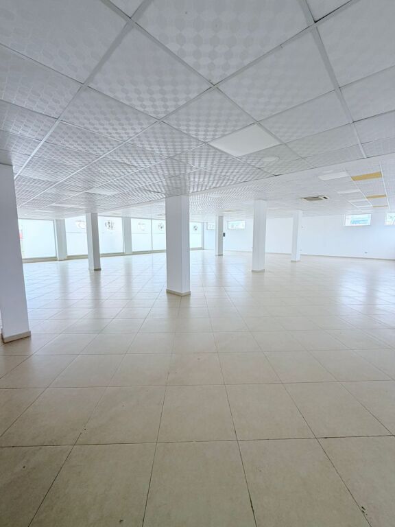 BUSINESS PREMISES FOR RENT IN THE AREA OF THE FORMER BEACH, DURRES