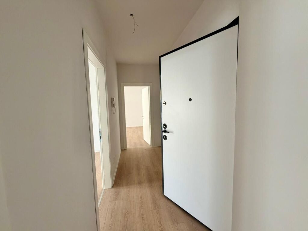 APARTAMENT 2+1+2 PËR QIRA tek UNIVERS SITY