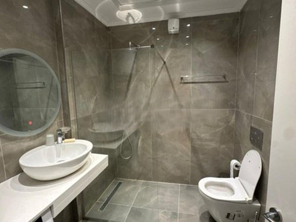 SHITET APARTAMENT 1+1 NE DON BOSKO, PRANE BUJTINES SE GJELIT 160,000 €