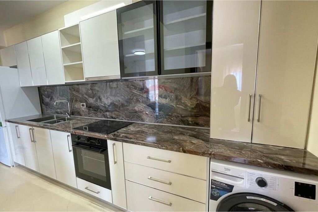 🌊 APARTAMENT 1+1 ME QIRA – UJI I FTOHTË, VLORË