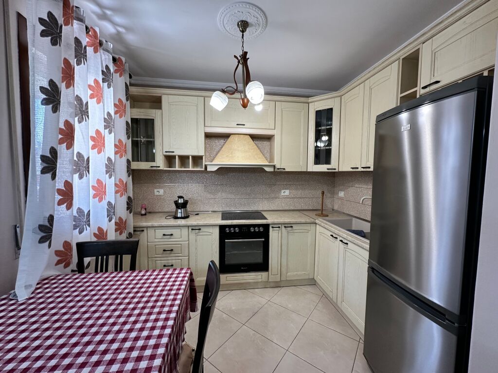 Apartment 2+1+2 + 2Blk For Rent Near the Botanical Garden