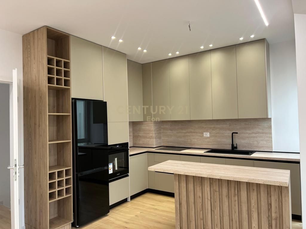 SHITET VILE NE FARKE, TIRANE !